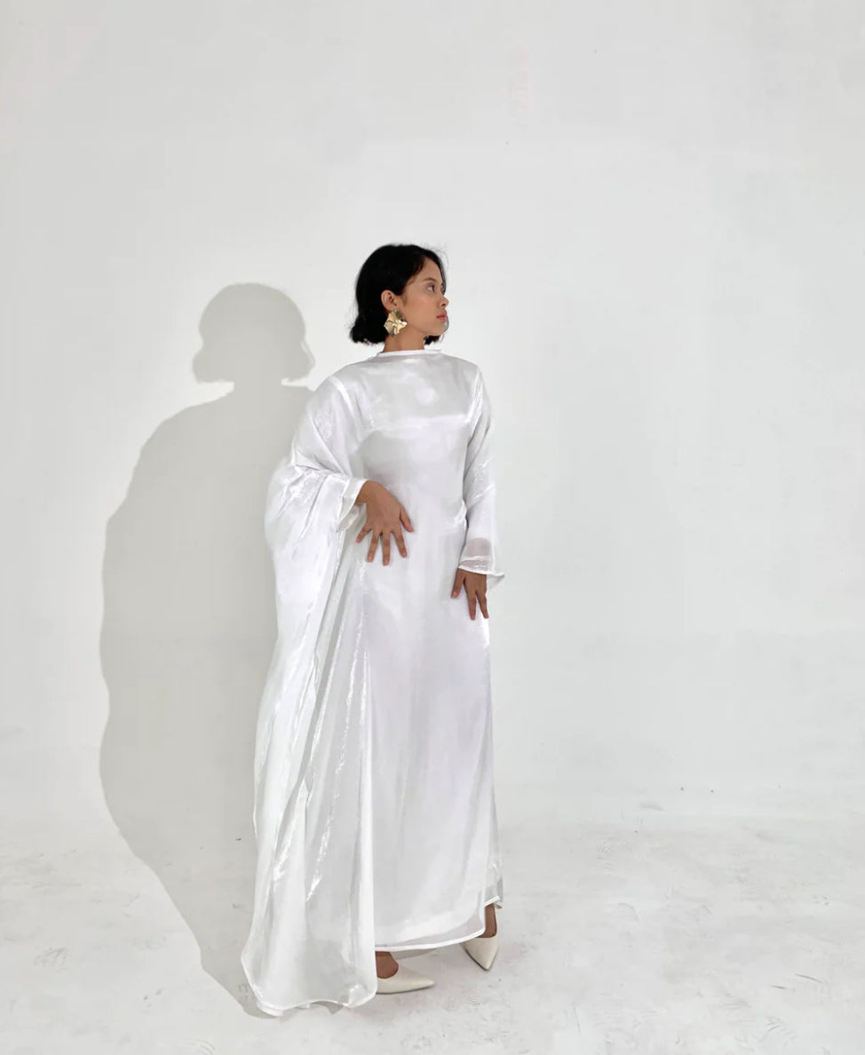 Sheen Kaftan In Pearl
