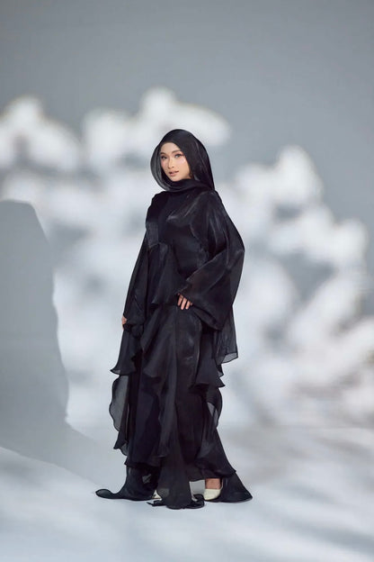 Yumna Abaya